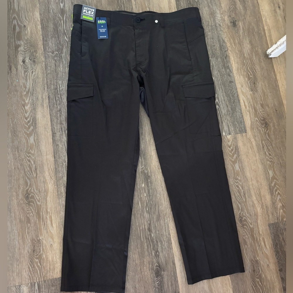 Men's Haggar Active Flex Pants Color- Lead Sz 38x29 NWT - Picture 2 of 9
